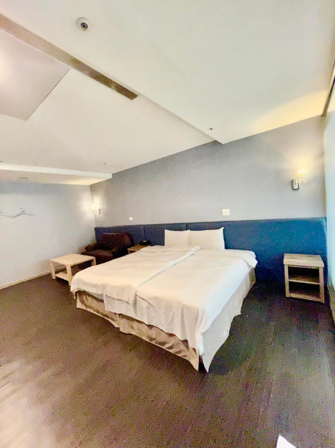 Walker Hotel - Zhengyi 2 تايبيه المظهر الخارجي الصورة