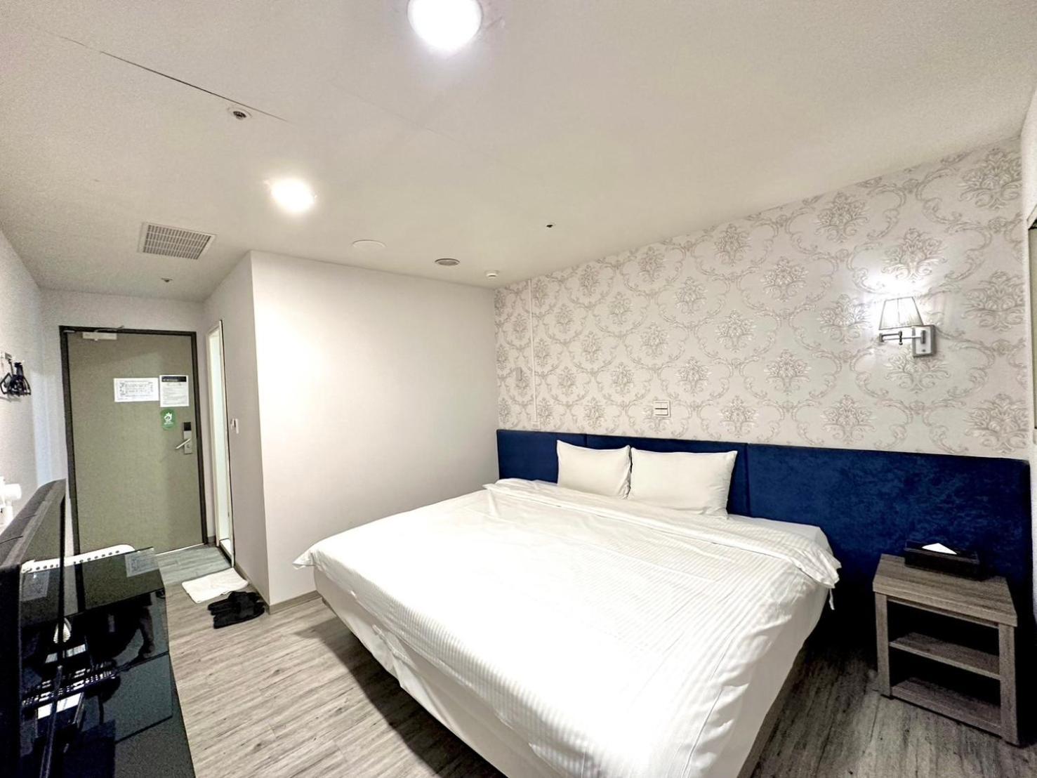 Walker Hotel - Zhengyi 2 تايبيه المظهر الخارجي الصورة