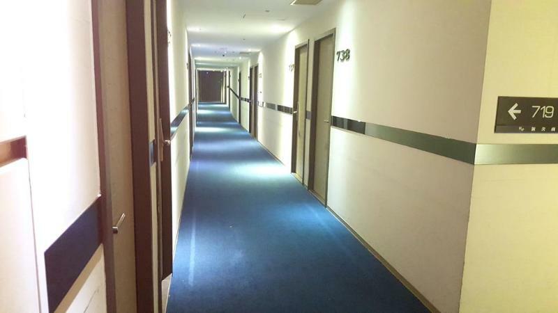 Walker Hotel - Zhengyi 2 تايبيه المظهر الخارجي الصورة