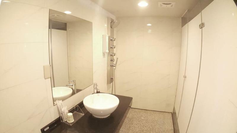 Walker Hotel - Zhengyi 2 تايبيه المظهر الخارجي الصورة