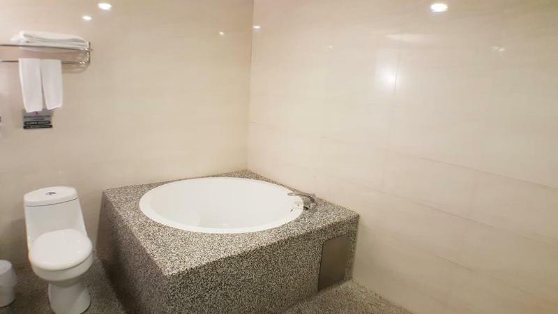 Walker Hotel - Zhengyi 2 تايبيه المظهر الخارجي الصورة