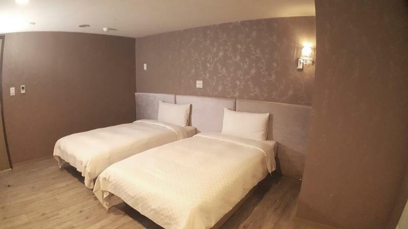 Walker Hotel - Zhengyi 2 تايبيه المظهر الخارجي الصورة
